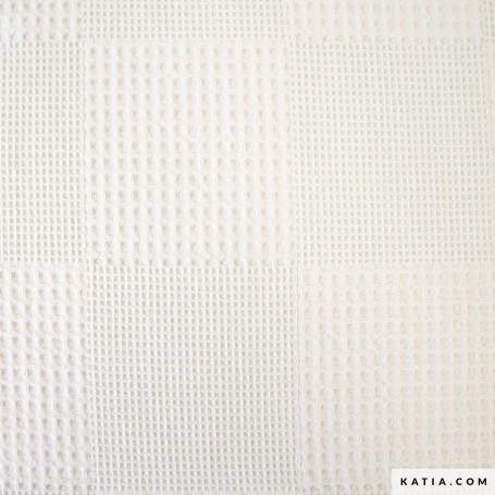 TELA NIDO DE ABEJA CON DISEÑO PATCHWORK EN COLOR CRUDO